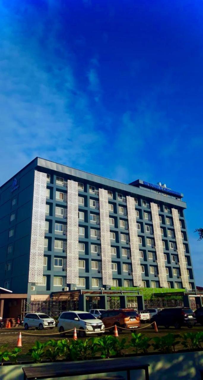 Sm Tower Hotel And Convention Berau Tanjung Redep Exterior foto